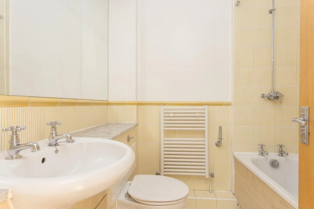 3 bedroom town house for rent