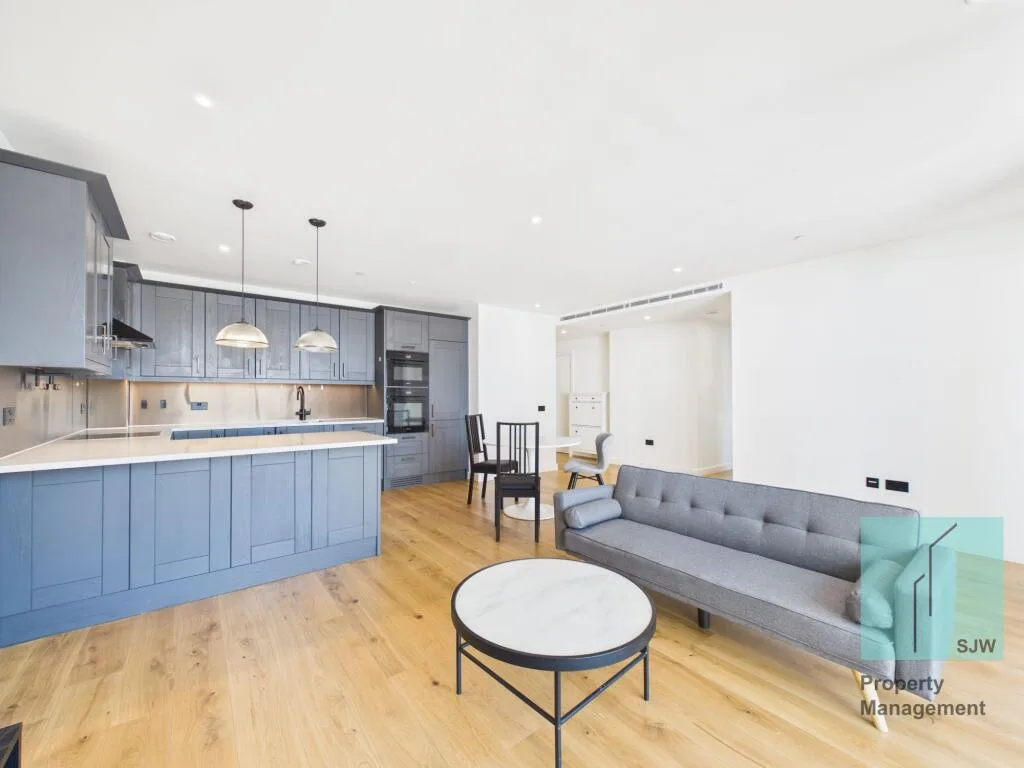 3 bedroom flat for rent