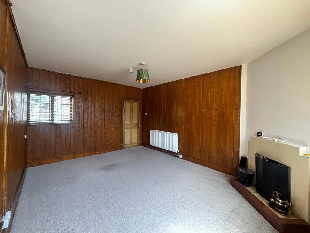 2 bedroom house for rent