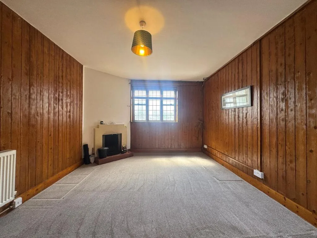 2 bedroom house for rent