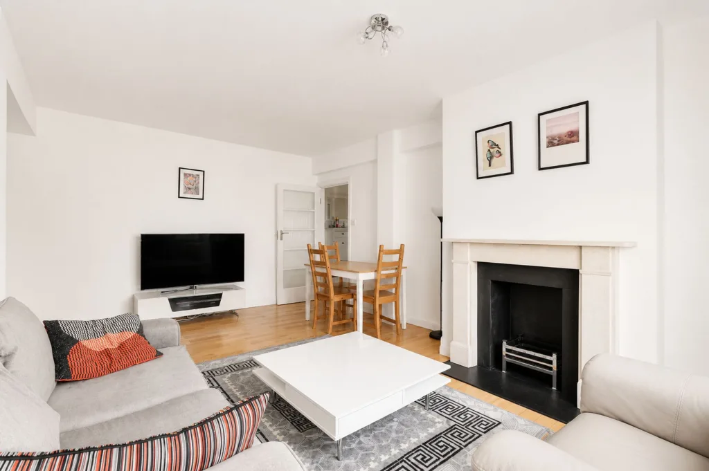 2 bedroom flat for rent
