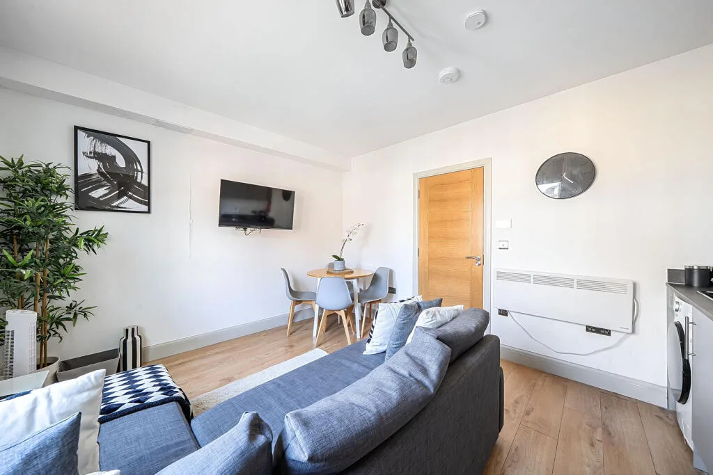 2 bedroom flat for rent
