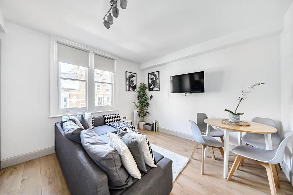 2 bedroom flat for rent