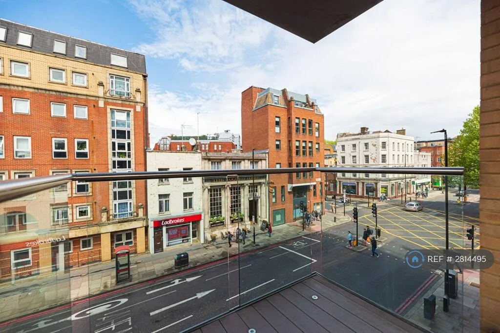 2 bedroom flat for rent