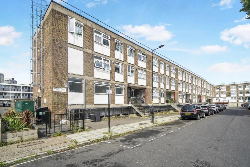 3 bedroom flat for rent