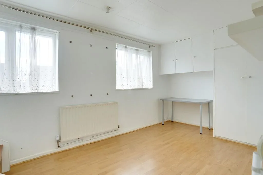 2 bedroom terraced house for rent