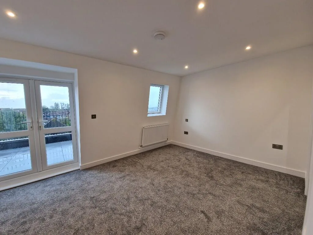 3 bedroom maisonette for rent