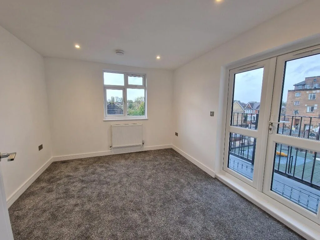 3 bedroom maisonette for rent