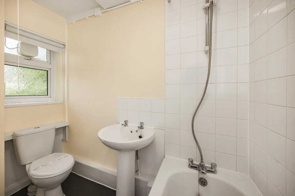 1 bedroom ground floor flat for rent