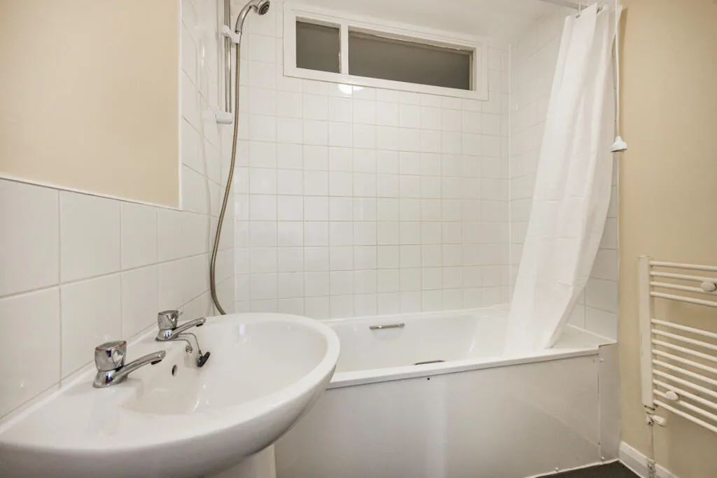 1 bedroom ground floor flat for rent