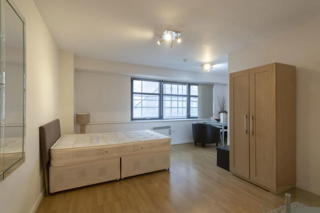 Studio flat for rent