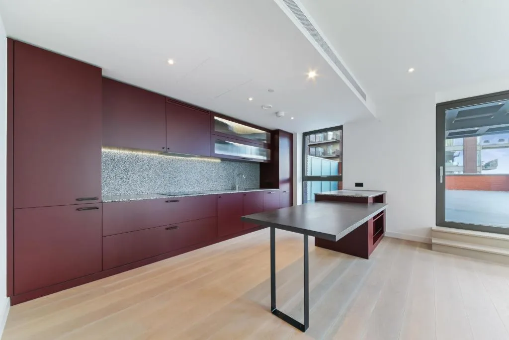3 bedroom flat for rent
