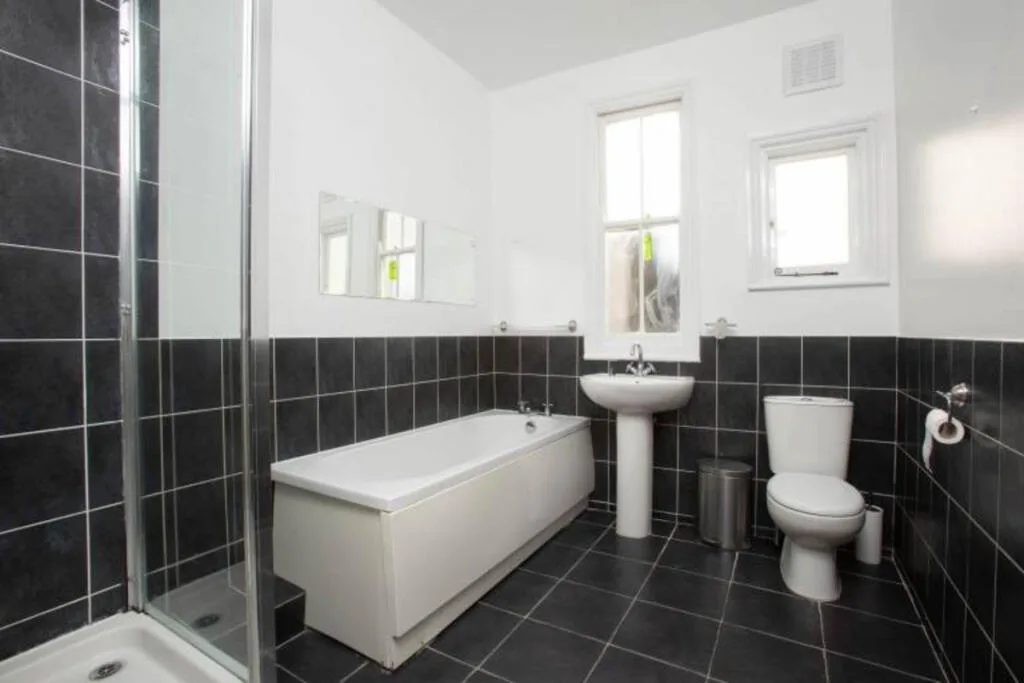 3 bedroom maisonette for rent