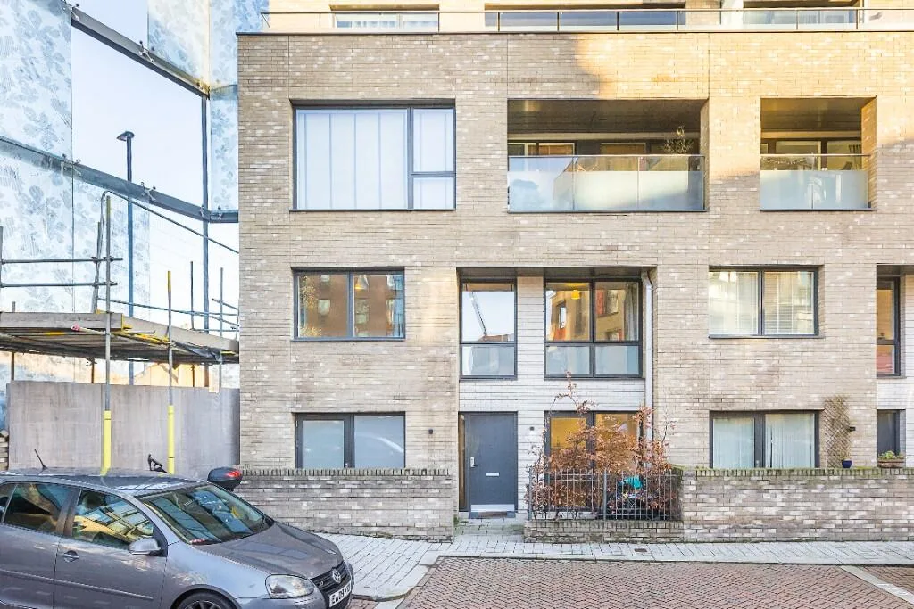 3 bedroom duplex for rent