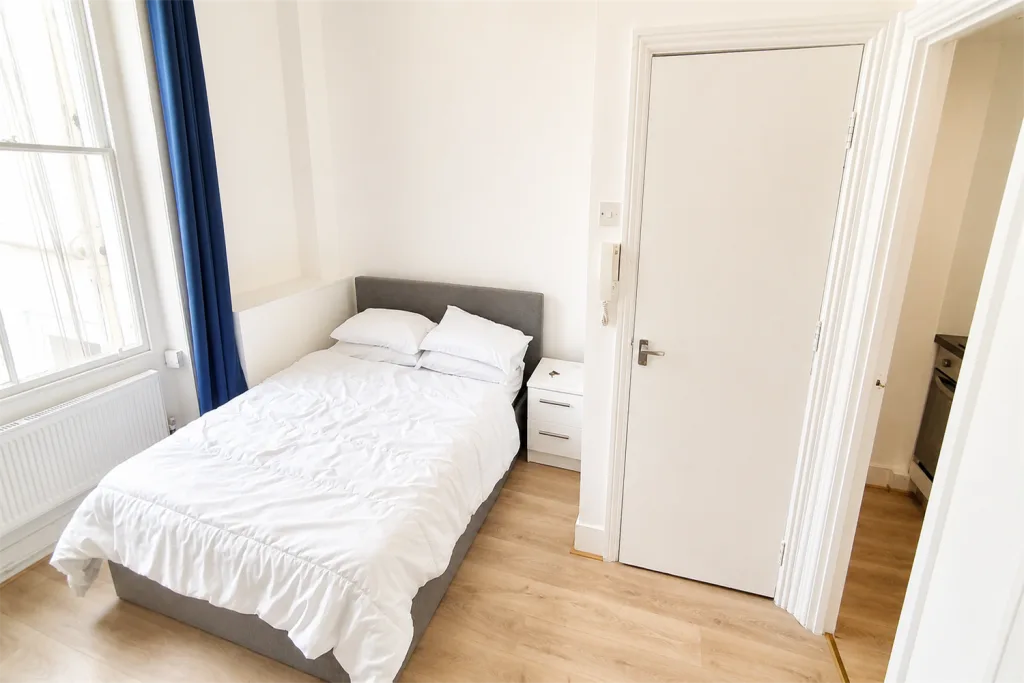Studio flat for rent