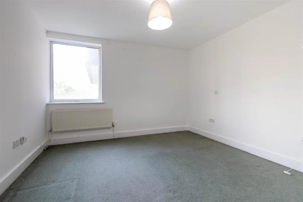 4 bedroom apartment for rent