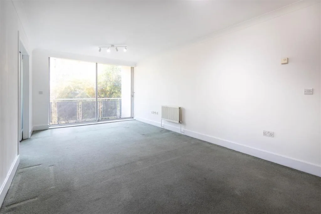 4 bedroom apartment for rent
