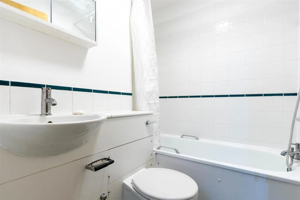 4 bedroom apartment for rent