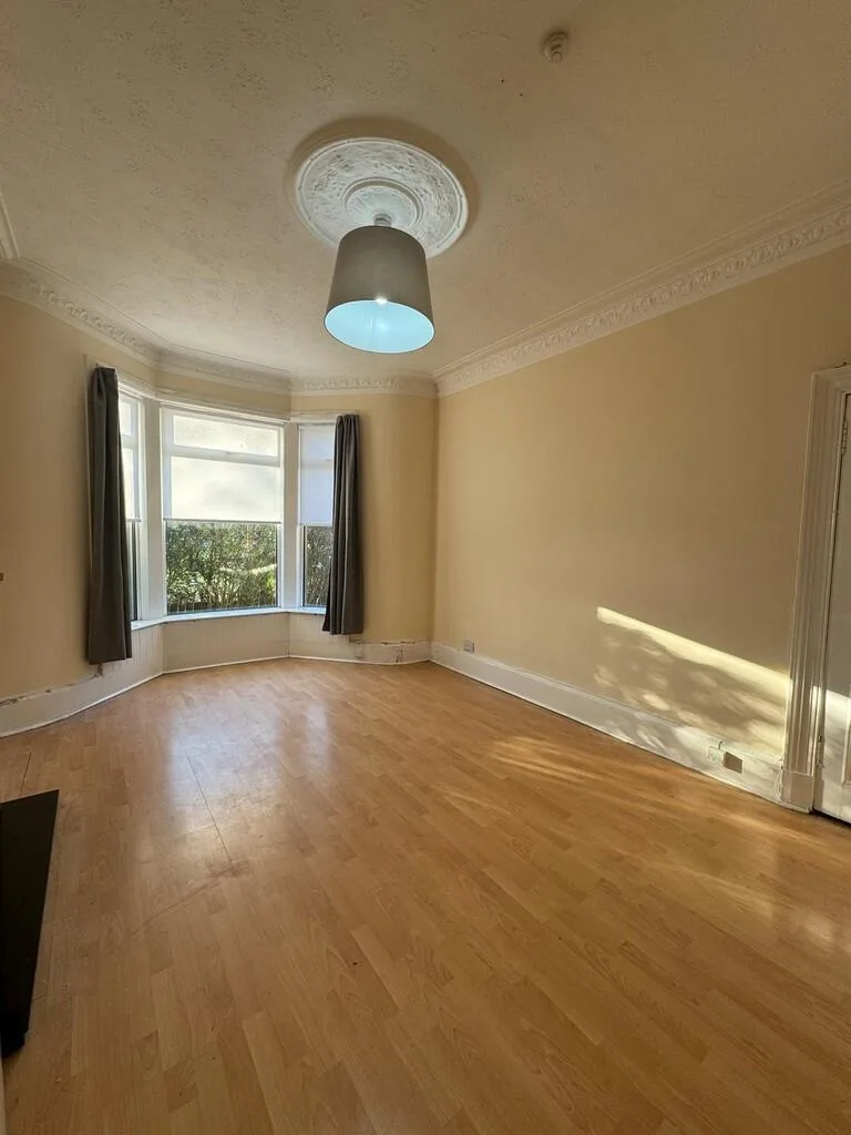 2 bedroom ground floor flat for rent