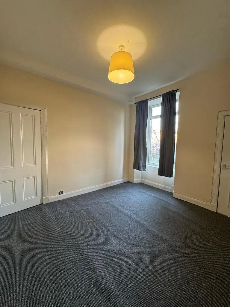 2 bedroom ground floor flat for rent