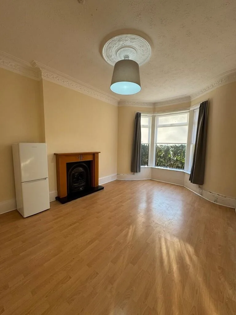 2 bedroom ground floor flat for rent