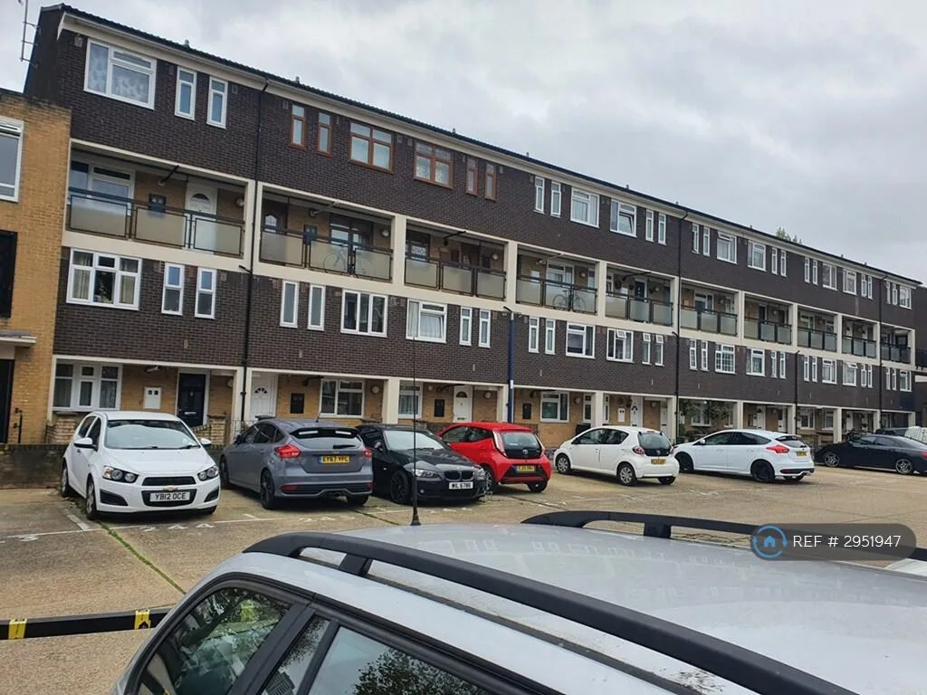 3 bedroom maisonette for rent
