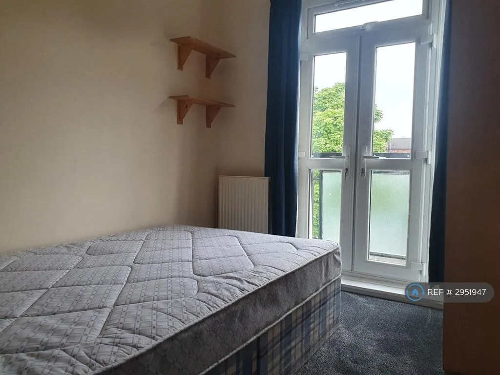 3 bedroom maisonette for rent