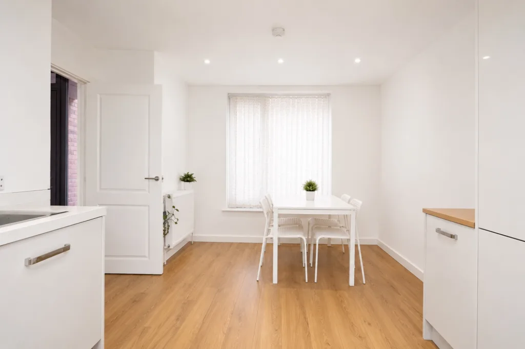 3 bedroom maisonette for rent