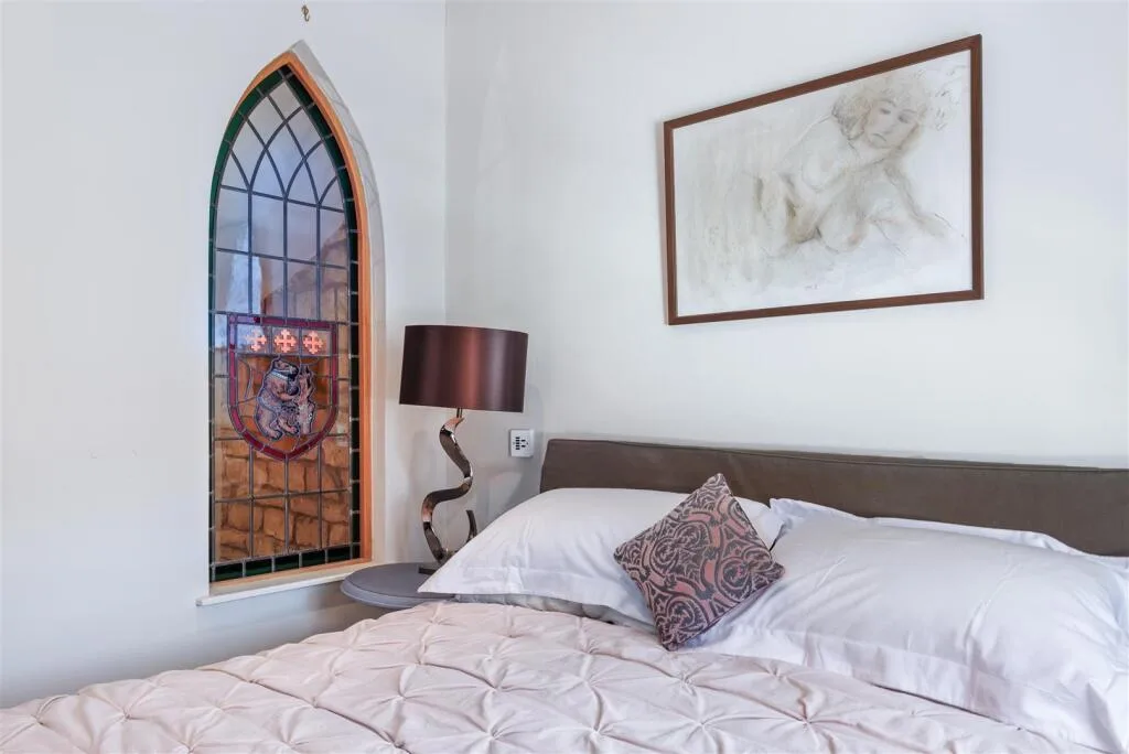 5 bedroom town house for rent