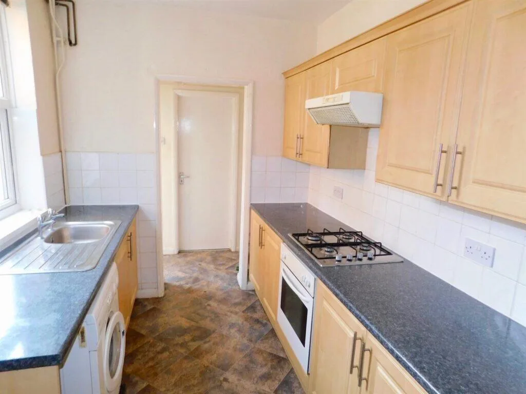 4 bedroom terraced house for rent