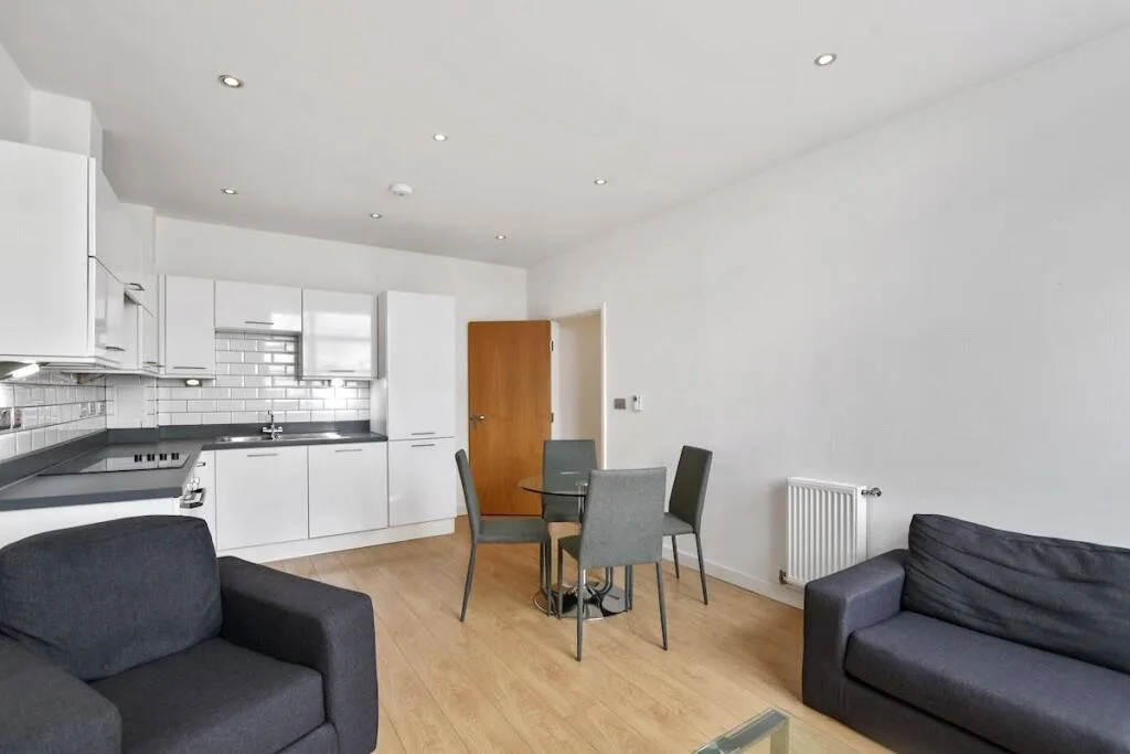 2 bedroom apartment for rent