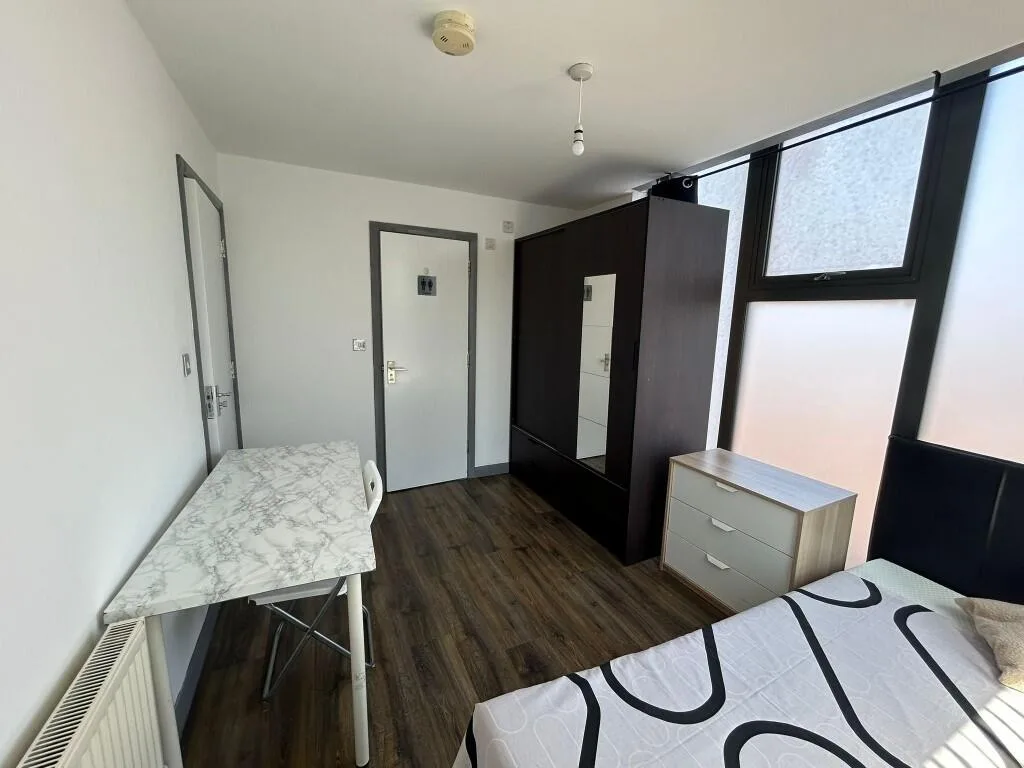 1 bedroom flat share for rent
