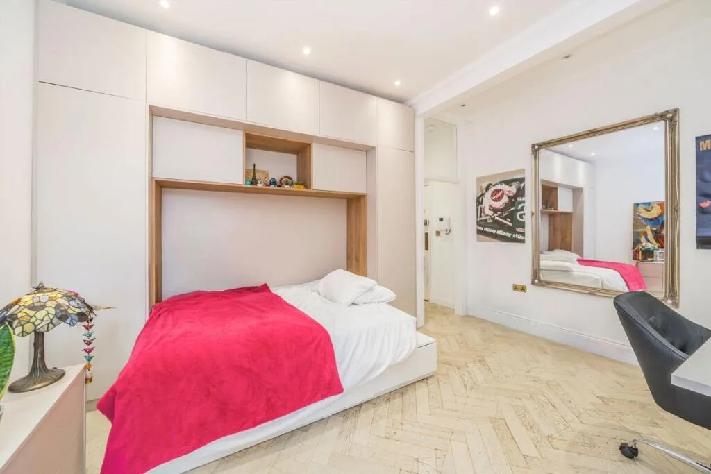 Studio flat for rent