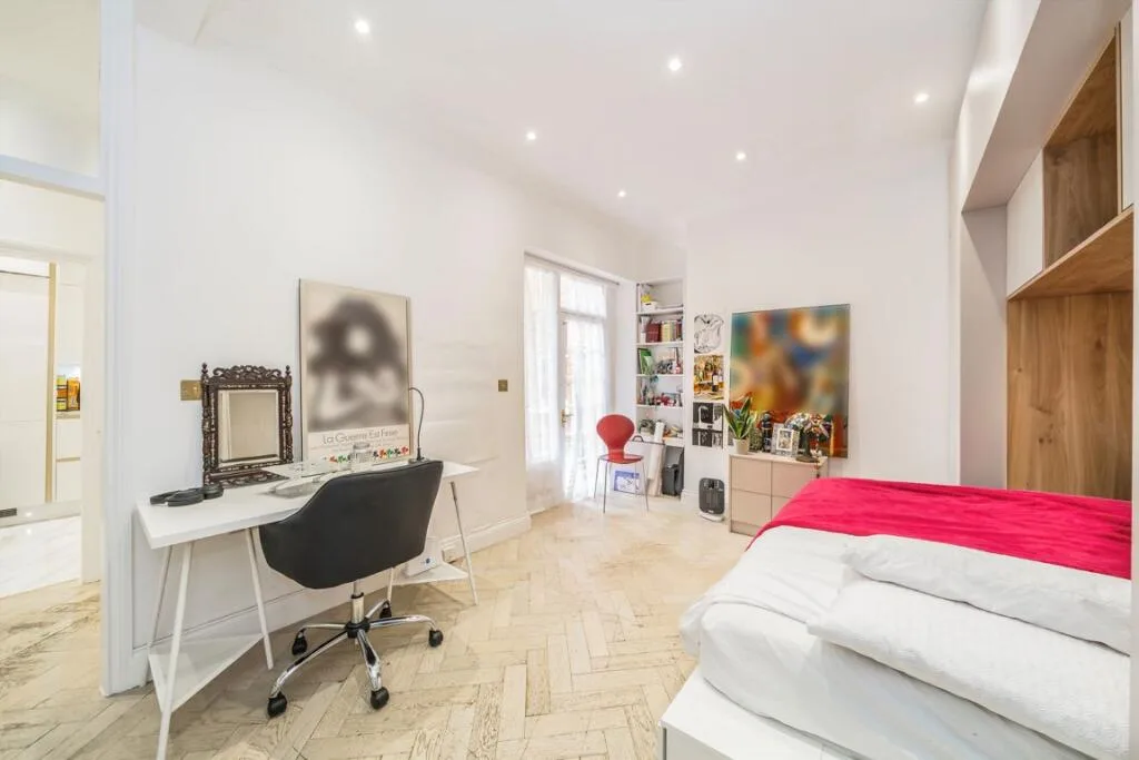 Studio flat for rent