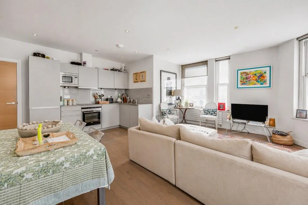 2 bedroom flat for rent