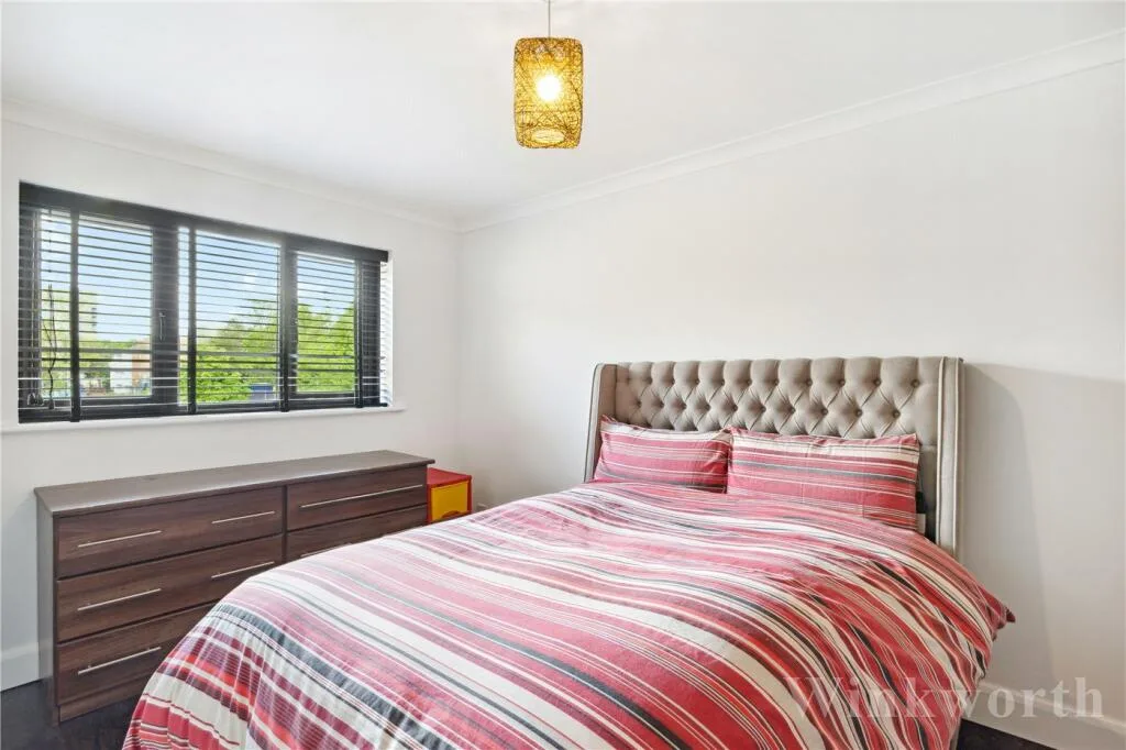 2 bedroom end of terrace house for rent