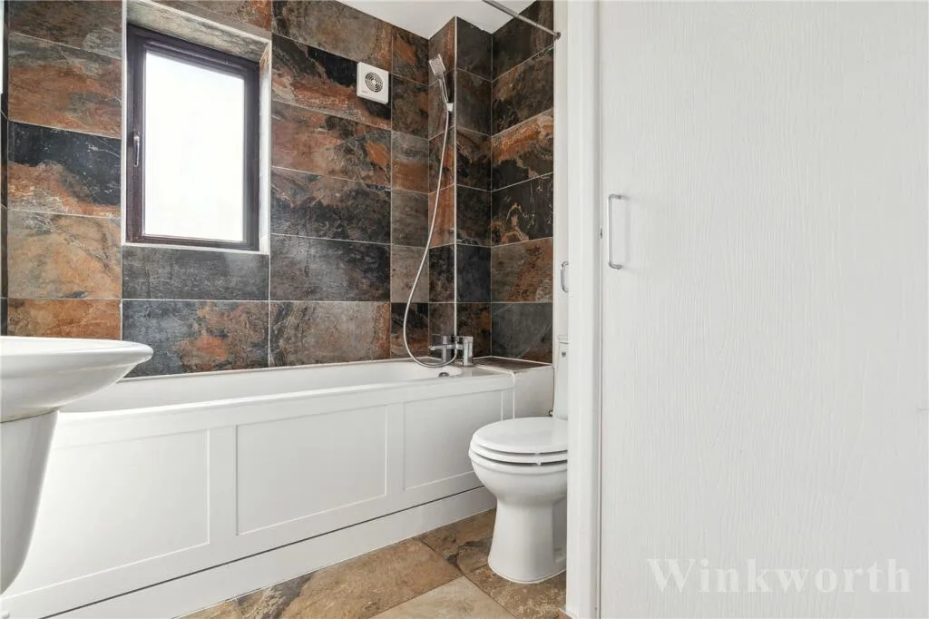2 bedroom end of terrace house for rent
