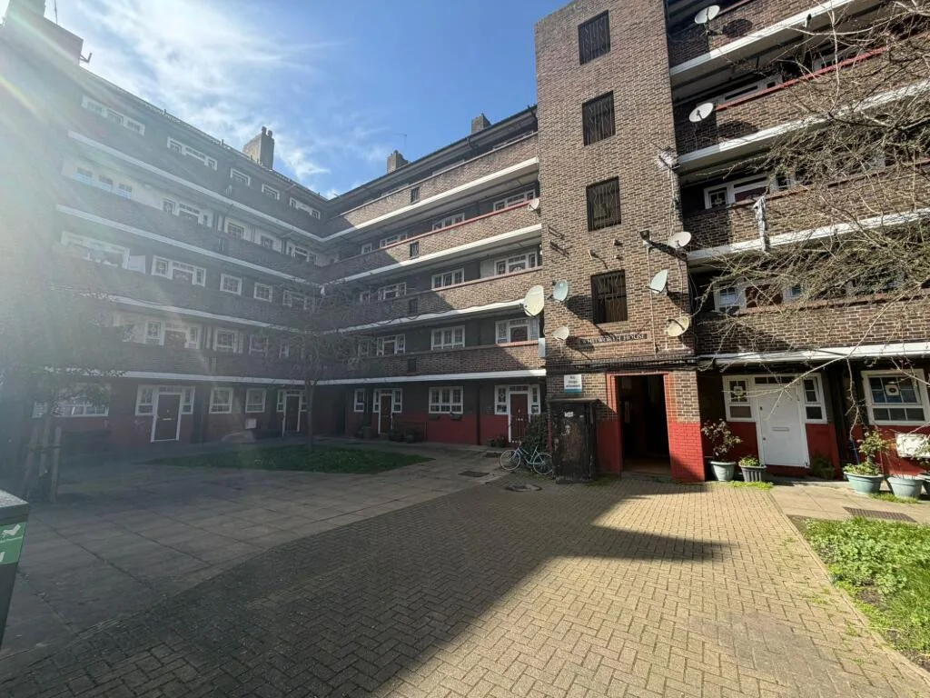 3 bedroom flat for rent