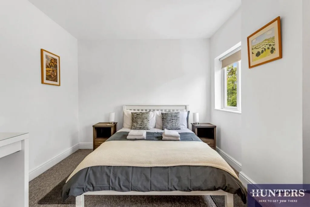 2 bedroom maisonette for rent