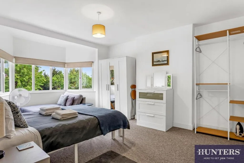 2 bedroom maisonette for rent