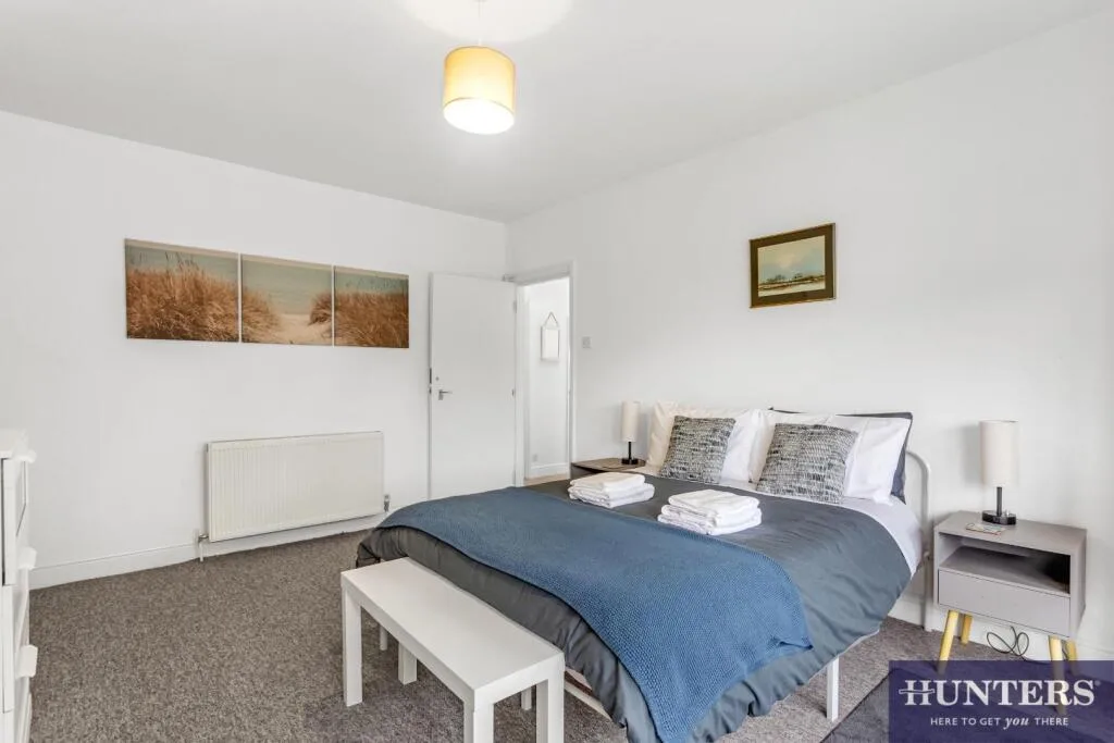 2 bedroom maisonette for rent