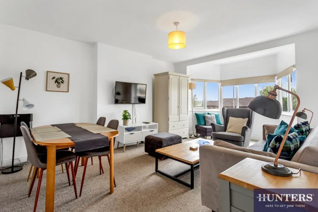 2 bedroom maisonette for rent
