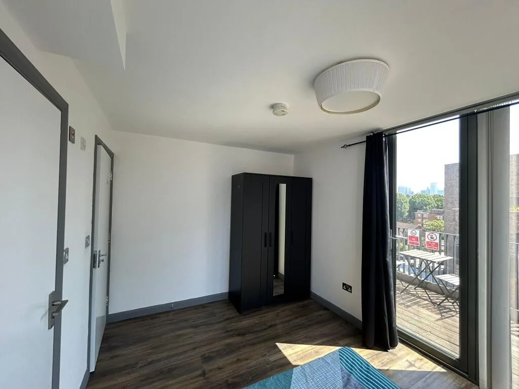 1 bedroom flat share for rent