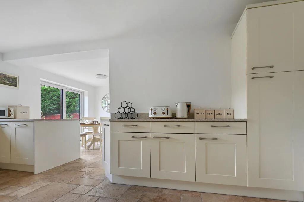 4 bedroom detached house for rent