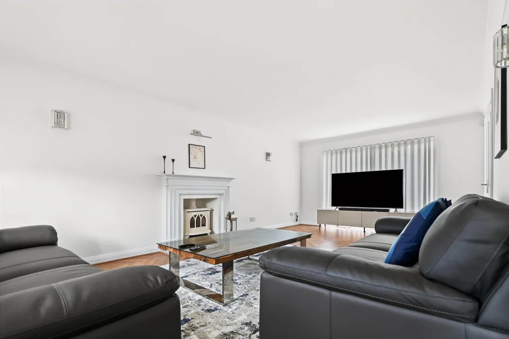 4 bedroom detached house for rent