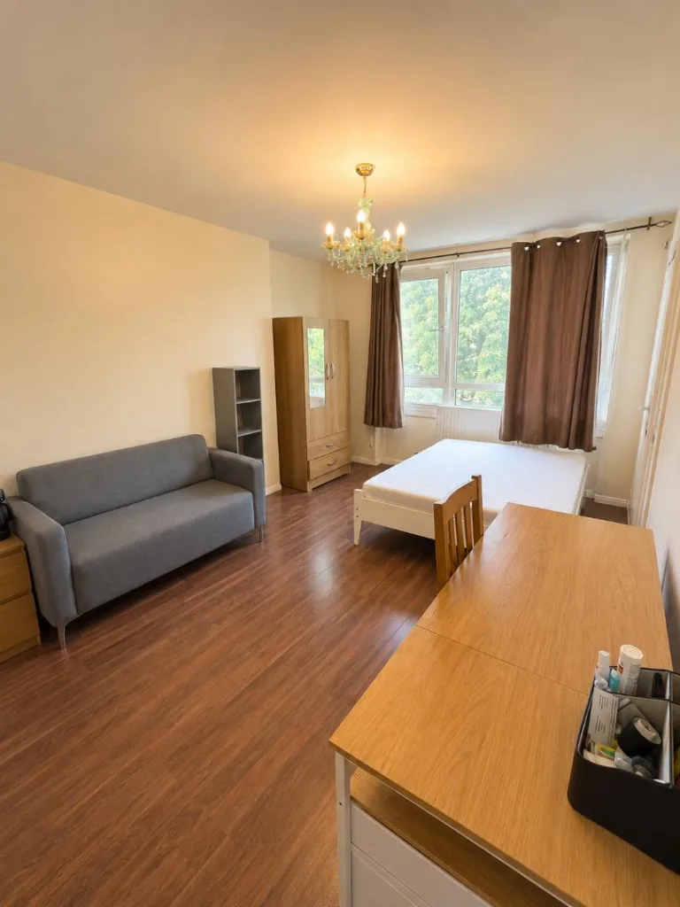 3 bedroom flat for rent