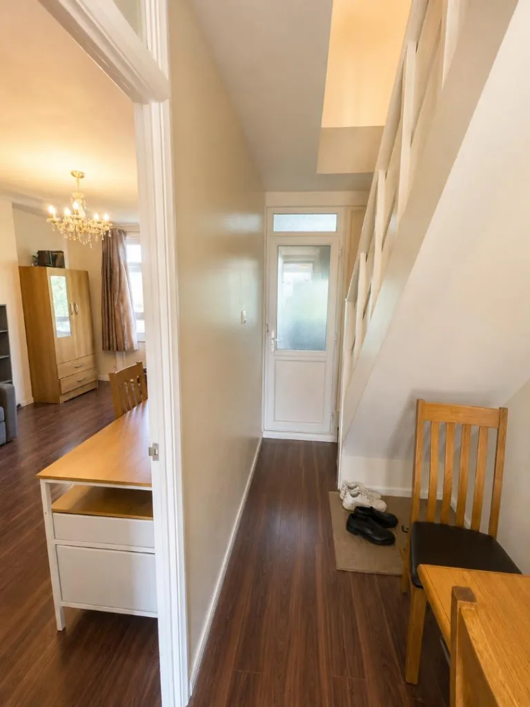 3 bedroom flat for rent