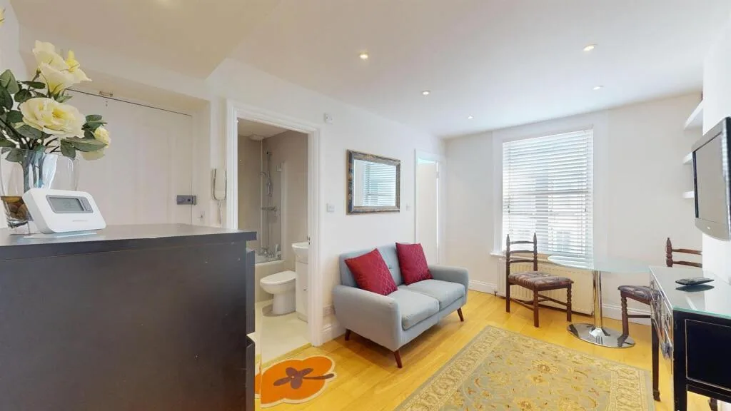 1 bedroom flat for rent