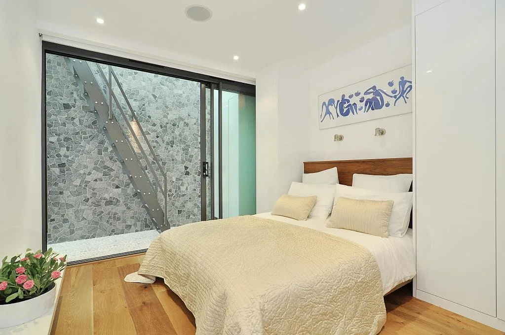 3 bedroom mews property for rent