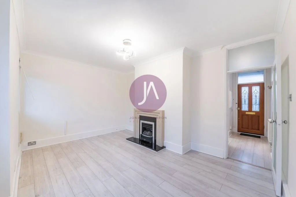 2 bedroom duplex for rent
